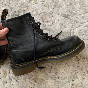 DR MARTENS ✨